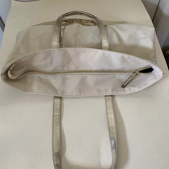 Victoria's Secret white metallic silver sequin oversized top zipper tote bag - Picture 5 of 14